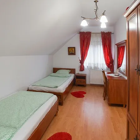 度假居 Domek Na 8-10 Osob W Kroscienku Nad Dunajcem *
