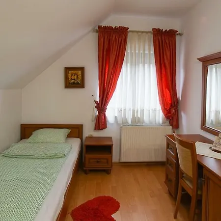 度假居 Domek Na 8-10 Osob W Kroscienku Nad Dunajcem *